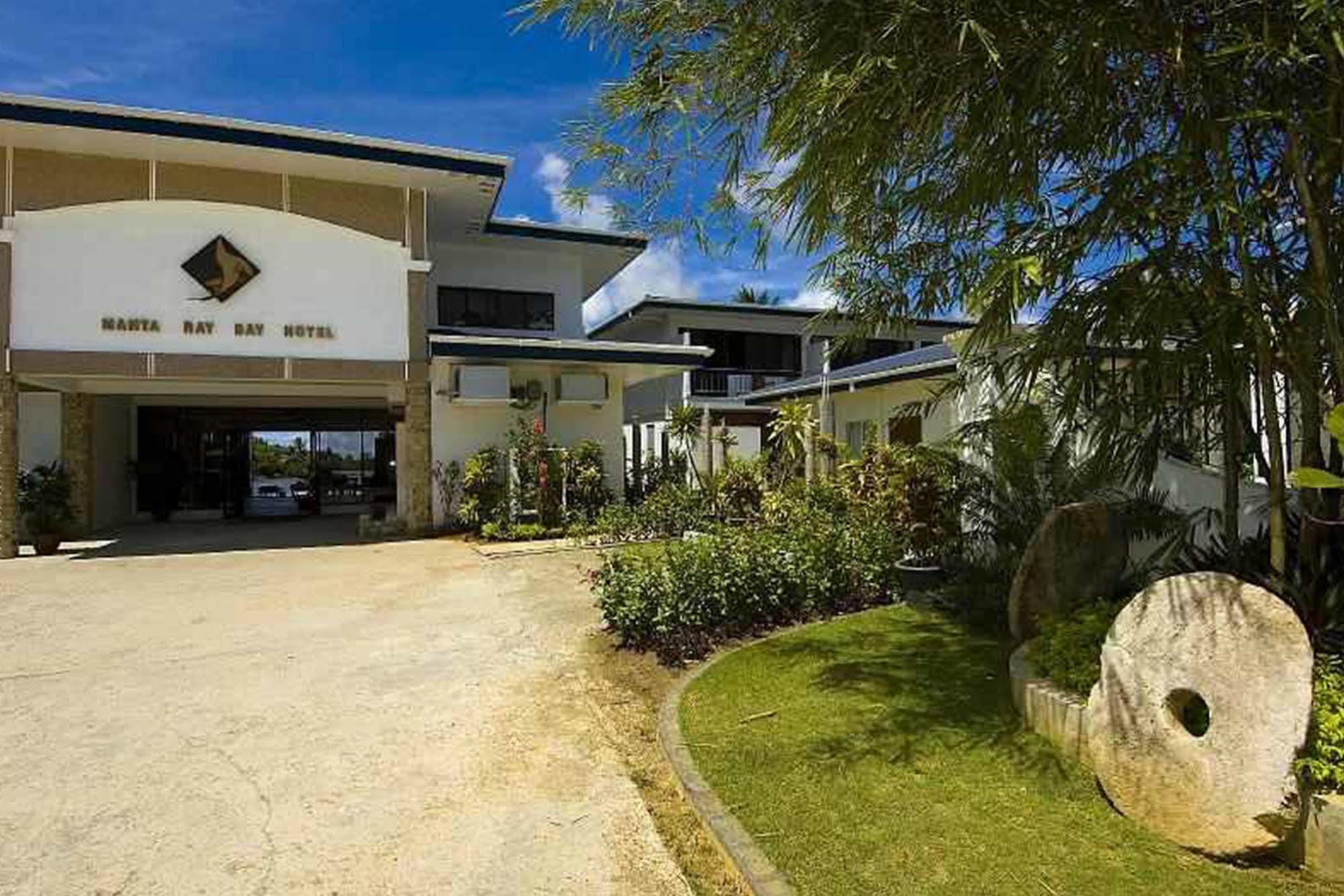 Manta Ray Bay Resort Colonia Exterior foto